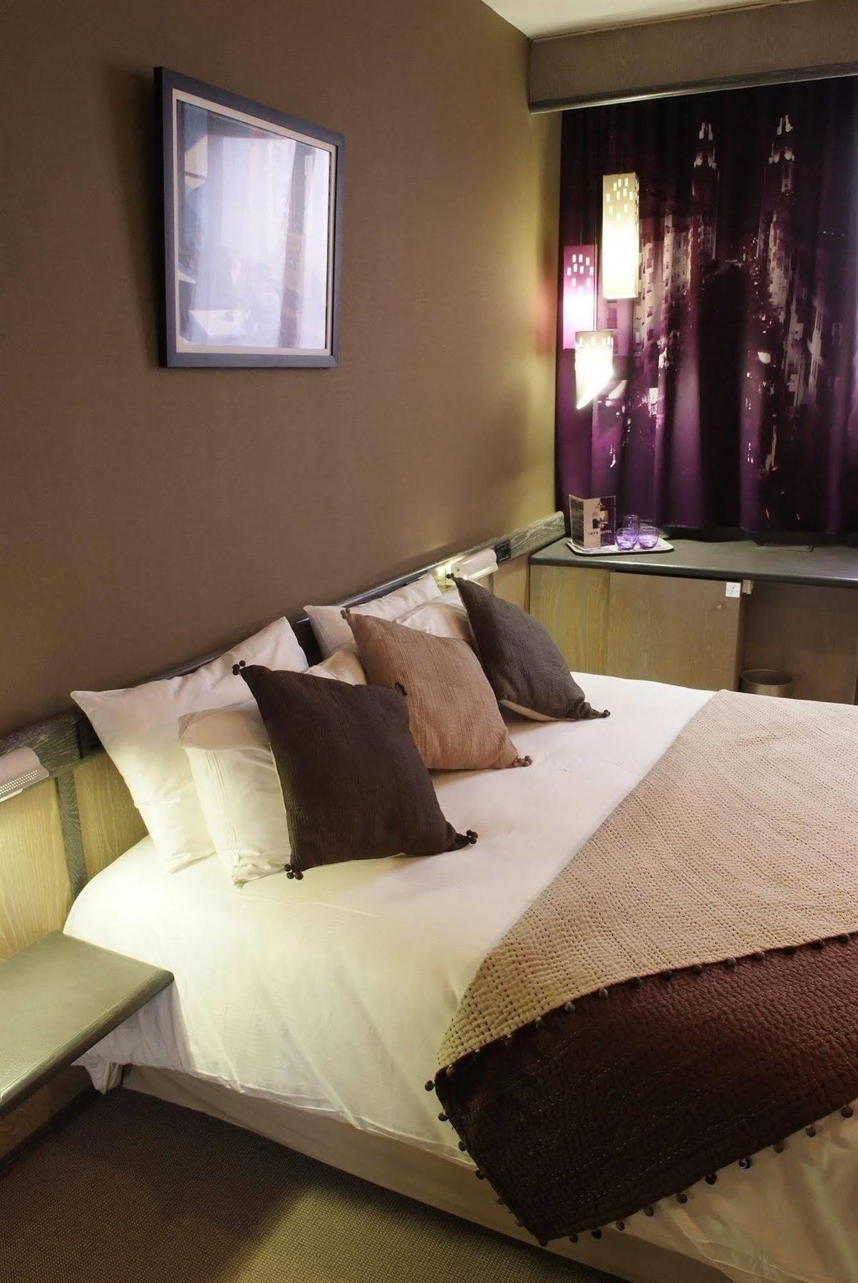 Hotel Gratte-Ciel Ariana Villeurbanne Eksteriør bilde